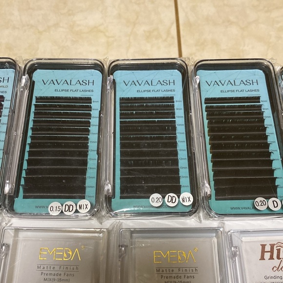 LASH EXTENSION BUNDLE - VAVALASH, EMEDA, HIGU, QUEWEL + QUEWEL Glue Rings - Picture 5 of 9